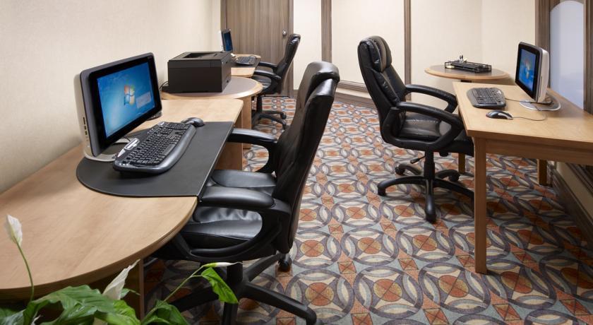 Doubletree By Hilton North Calgary