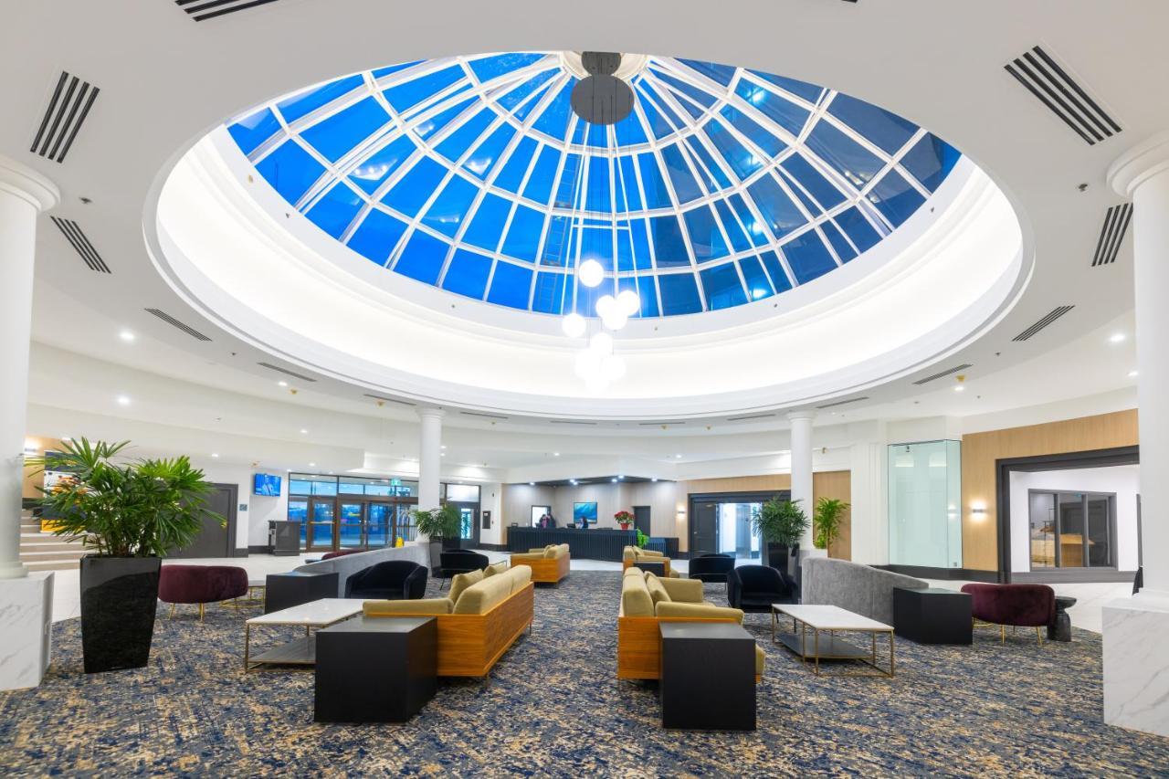 Doubletree By Hilton North Hotel 4*