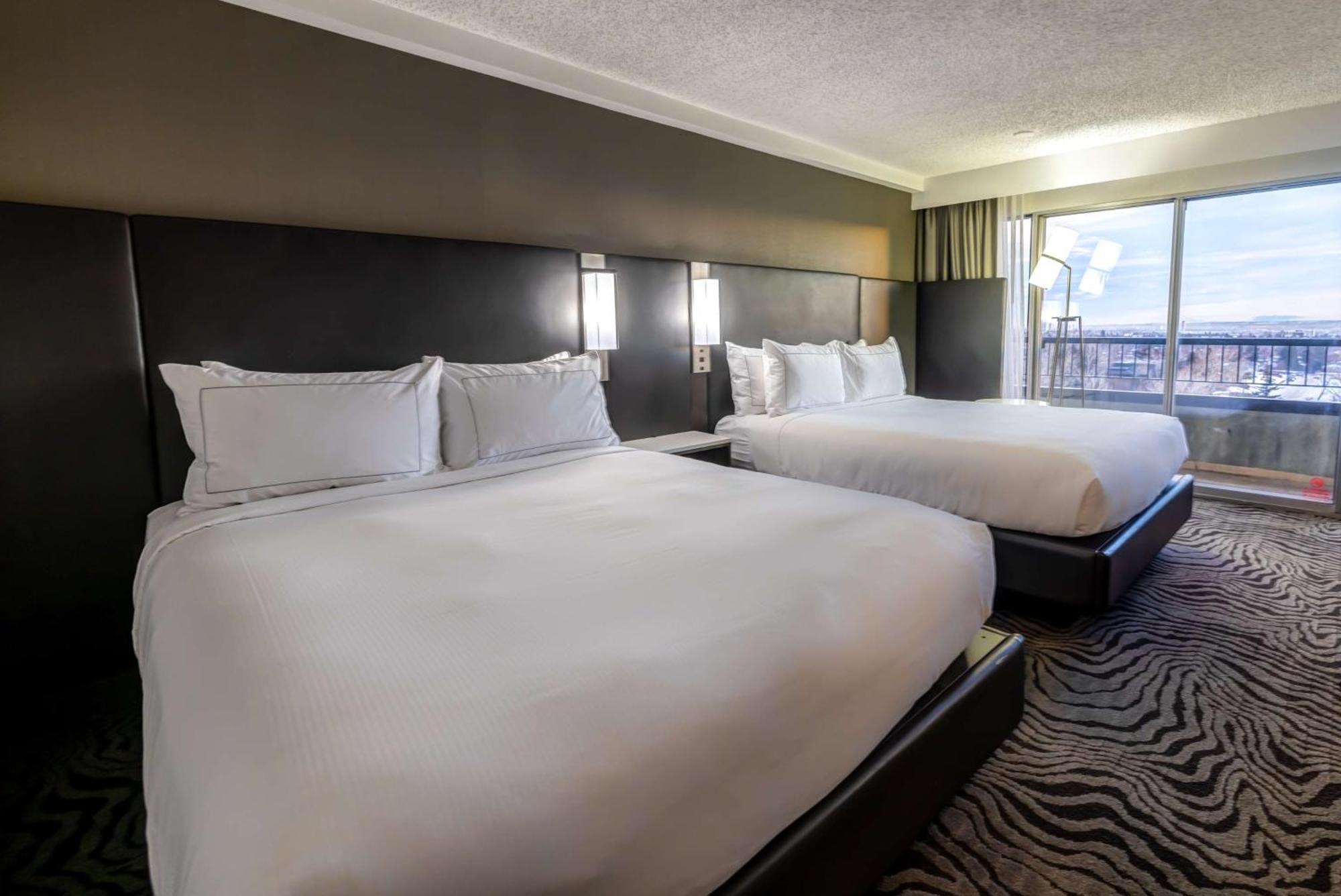 Doubletree By Hilton North Hotel