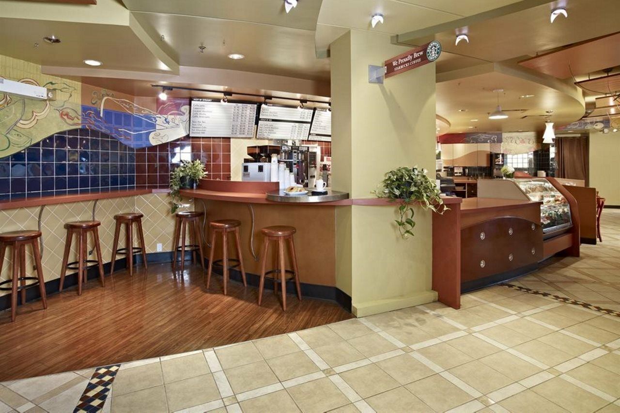 Doubletree By Hilton North Calgary